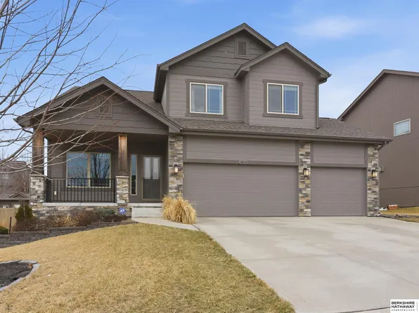 18814 Briar St, Omaha, NE 68136