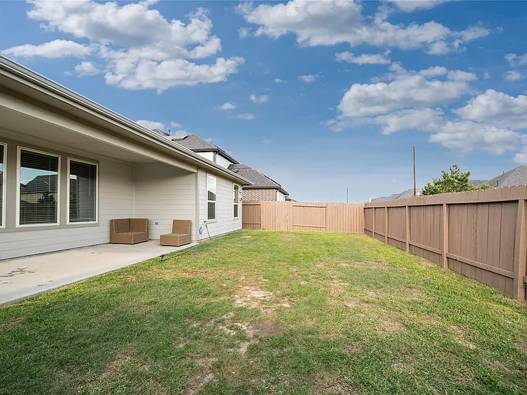 28447 Halle Ray Dr — Photo 41
