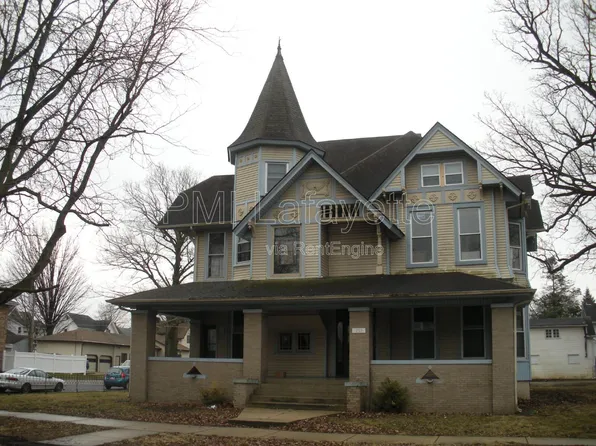 757 E Clinton St APT 3A, Frankfort, IN 46041