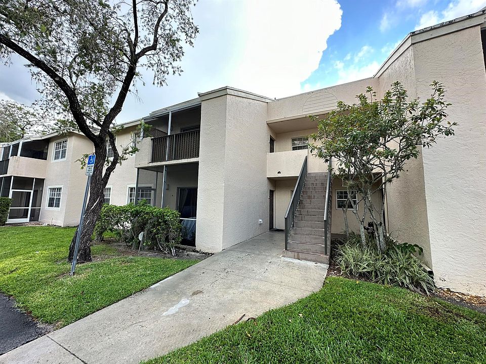 1st image of 671 Cypress Lake Blvd APT E