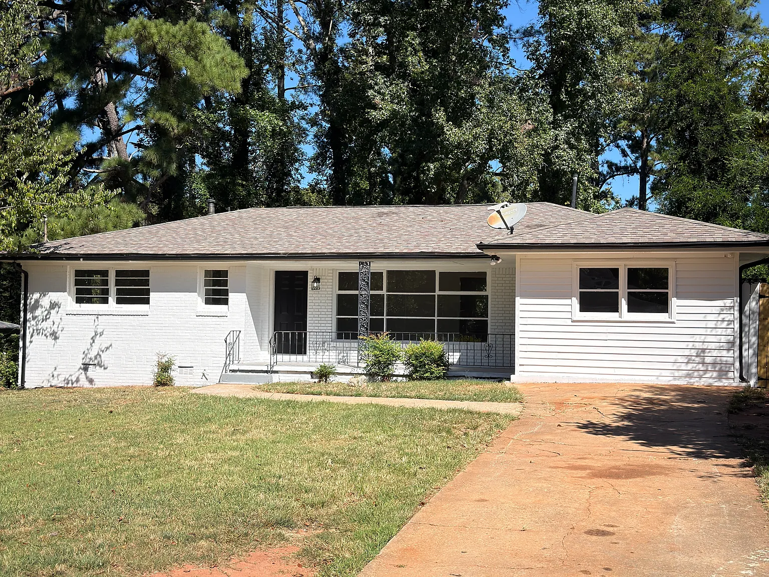 4 bed, 1500 sqft, $1,750 — Photo 1