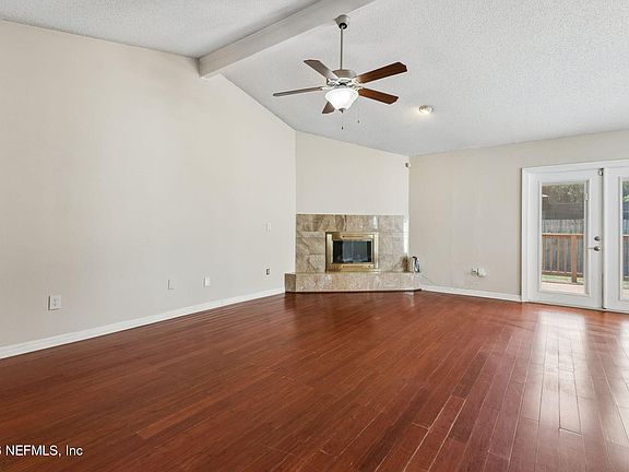 4th image of 4155 JULINGTON CREEK Road