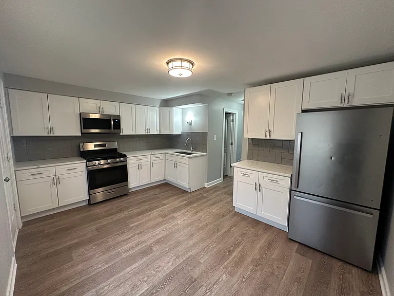 6711 Nebraska Ave — Photo 1