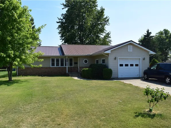 208 W Missouri St, Oblong, IL 62449