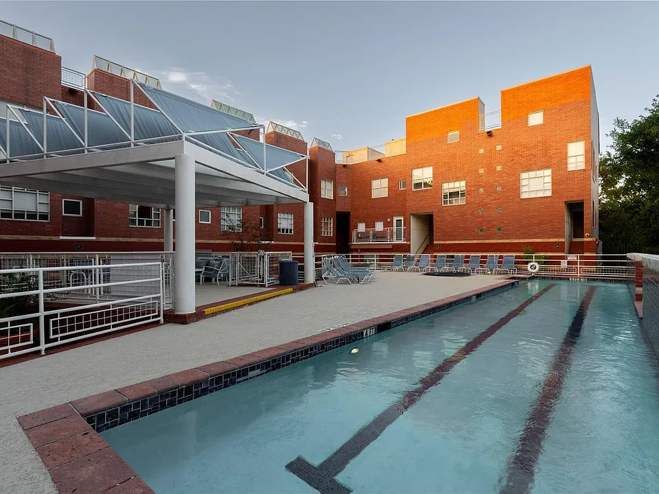 4004 Montrose Blvd #44D