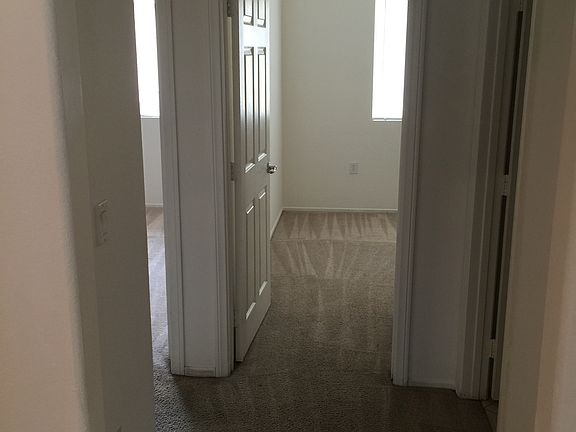 4th image of 5915 Nuevo Leon St Unit 5