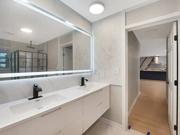 11110 S Highland Dr — Photo 10