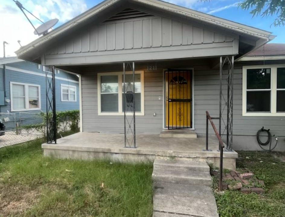 1st image of 1211 Waverly Ave