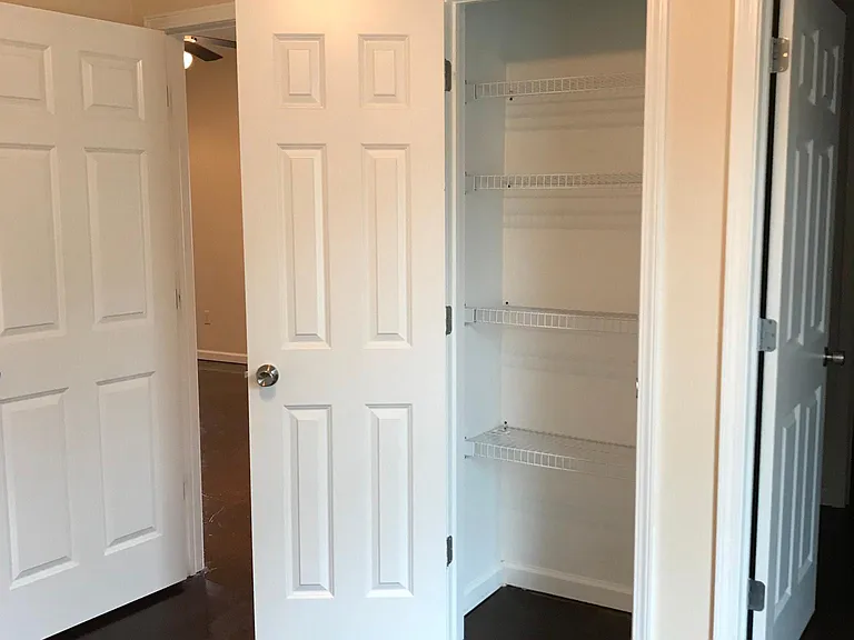 320 Gabreten Ln #B — Photo 13