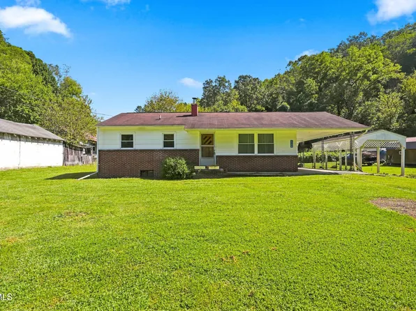 4730 Red Oak Ridge Rd, Castlewood, VA 24224