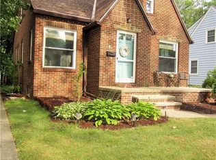4132 W 214th St, Fairview Park, OH