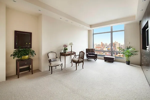 Rented by Town Residential | media 25