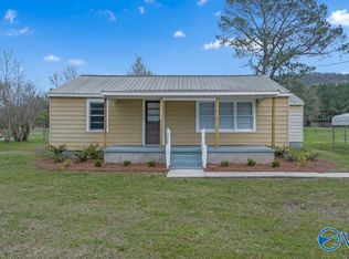 148 N Robinson Rd, Hartselle, AL 35640