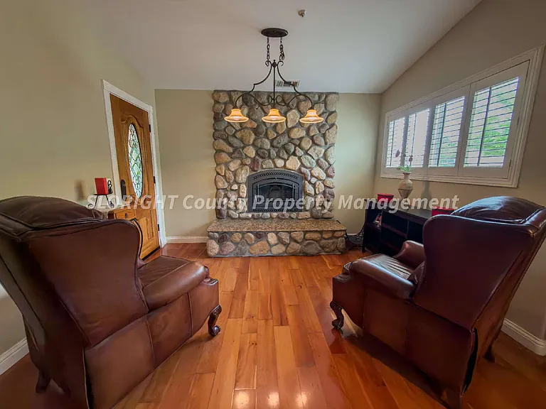 420 Sandwort Ln — Photo 6