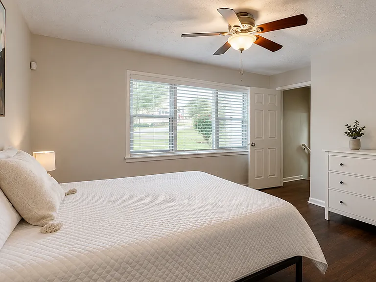 4022 Brookcrest Cir — Photo 2