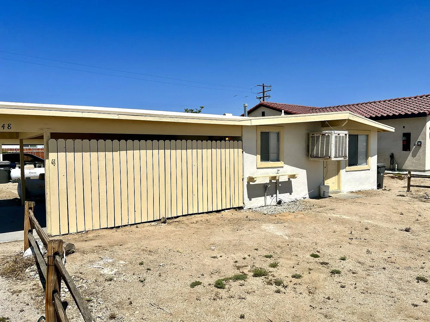 6548 Sahara Ave. - Prime Duplex Rental Ideal Location — Photo 3