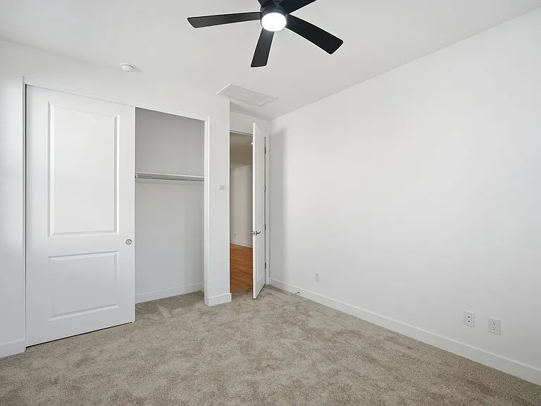 21435 W Meadowbrook Ave — Photo 13