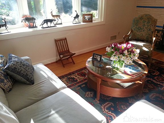 3rd image of 6324 Waterway Dr