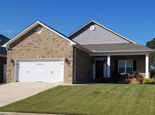 555 Fontana Pl SW, Hartselle, AL 35640