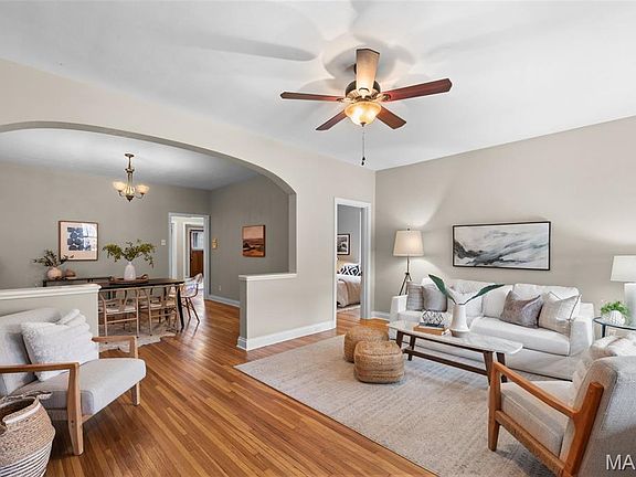 5th image of 3662 Wilmington Ave