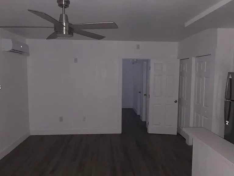 7901 SW 64th Ave #4 — Photo 26