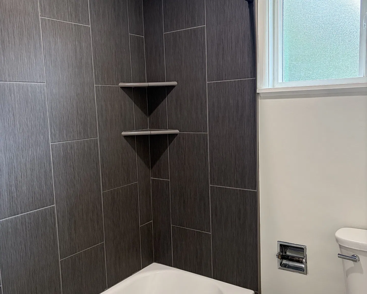 2 bed, 930 sqft, $1,600 — Photo 4