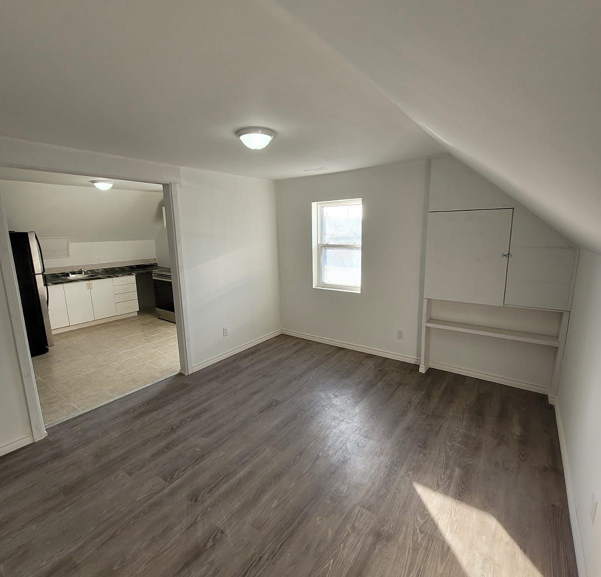 555 Ritson Rd S UNIT C, Oshawa, ON L1H 5K6 | Zillow