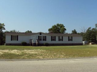 575 Palindrome Ct, Hope Mills, NC 28348