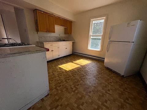 1st image of 239U McKinley Ave