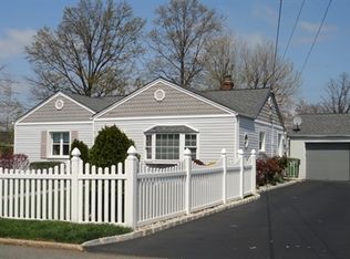 49 Andre Ave, Edison, NJ 08817