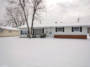 176 Yuma Ln, Carol Stream, IL 60188