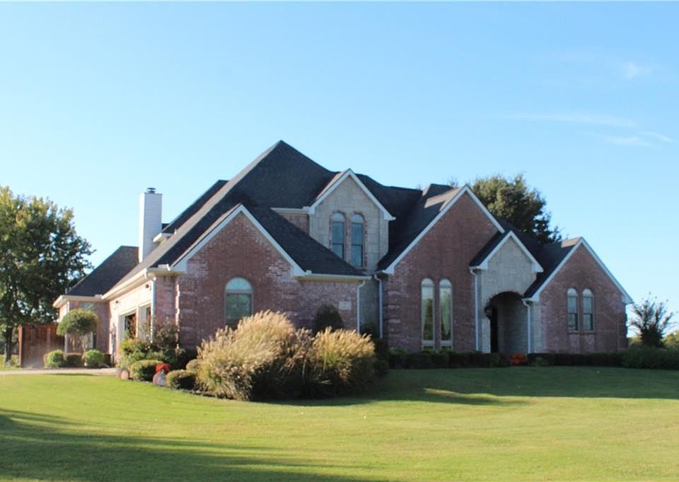 1st image of 3 Ski Haven Dr