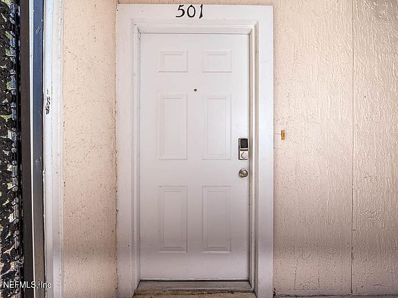 3rd image of 13715 RICHMOND PARK Drive N #501