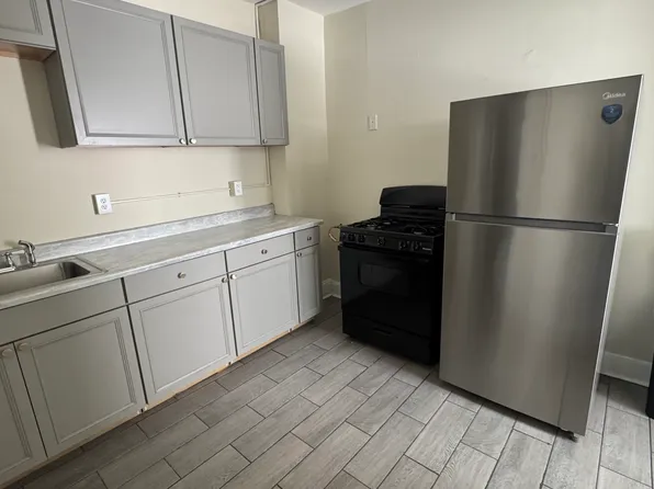 1151 E 4th St #2, Bethlehem, PA 18015