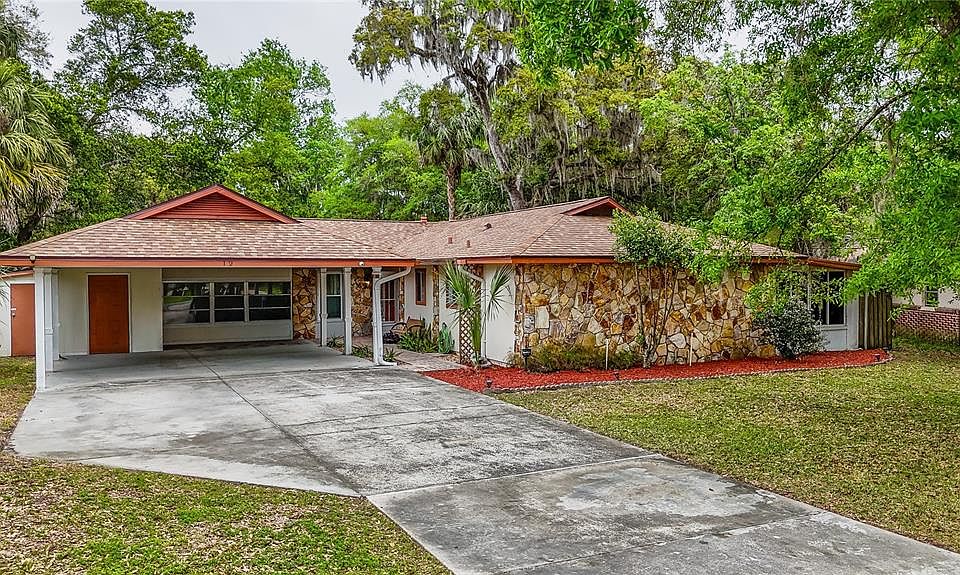 1st image of 12 Spring Lake Way