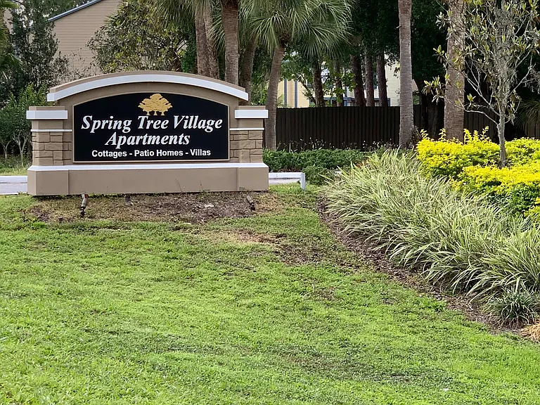 Spring Tree Village Apartments — Photo 25