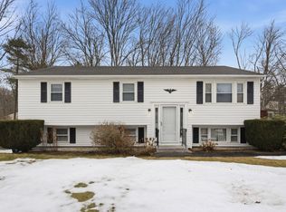8 Harvest Dr, Hooksett, NH 03106