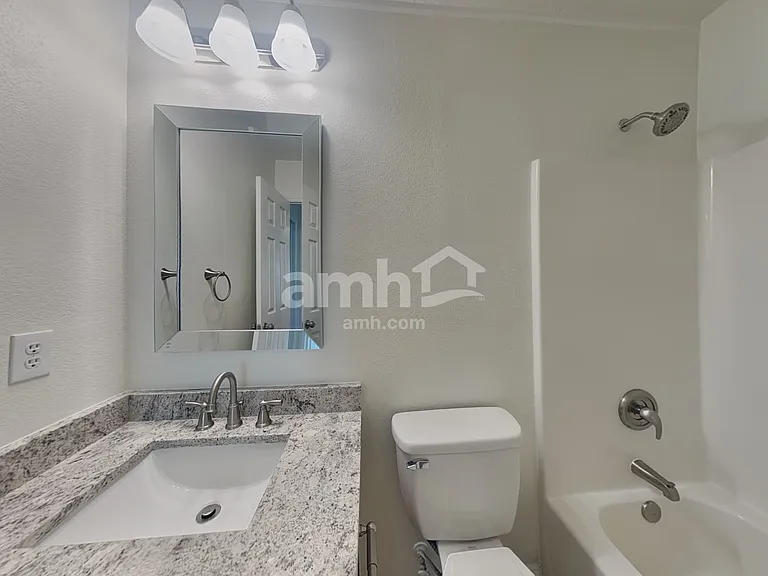 9921 Thomas Jefferson Dr — Photo 18