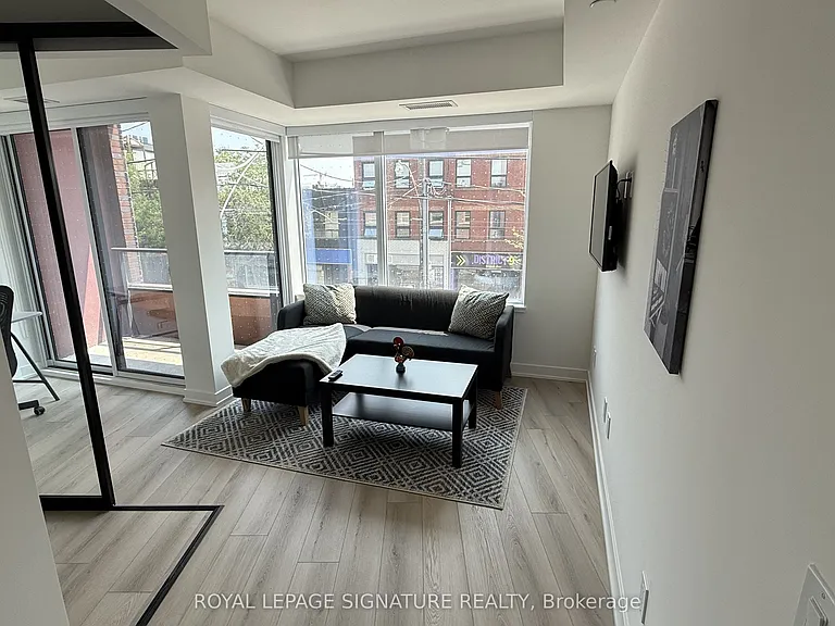 5 Lakeview Ave #203 — Photo 5