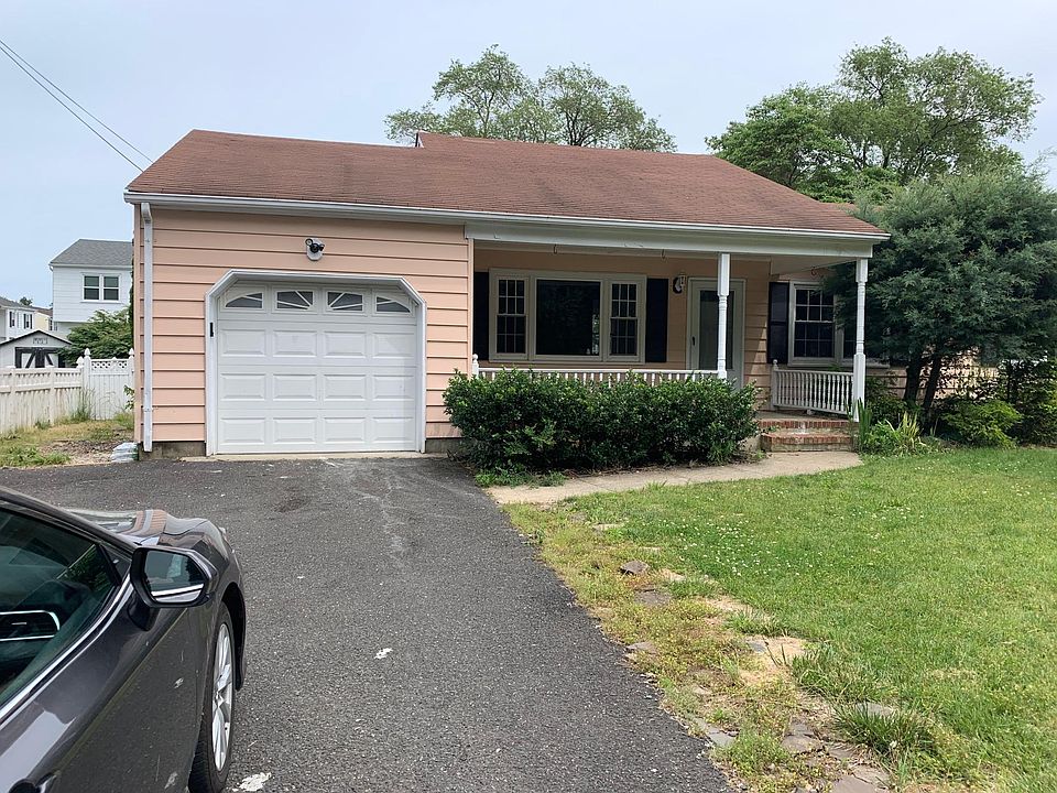 1st image of 617 Garfield Ave