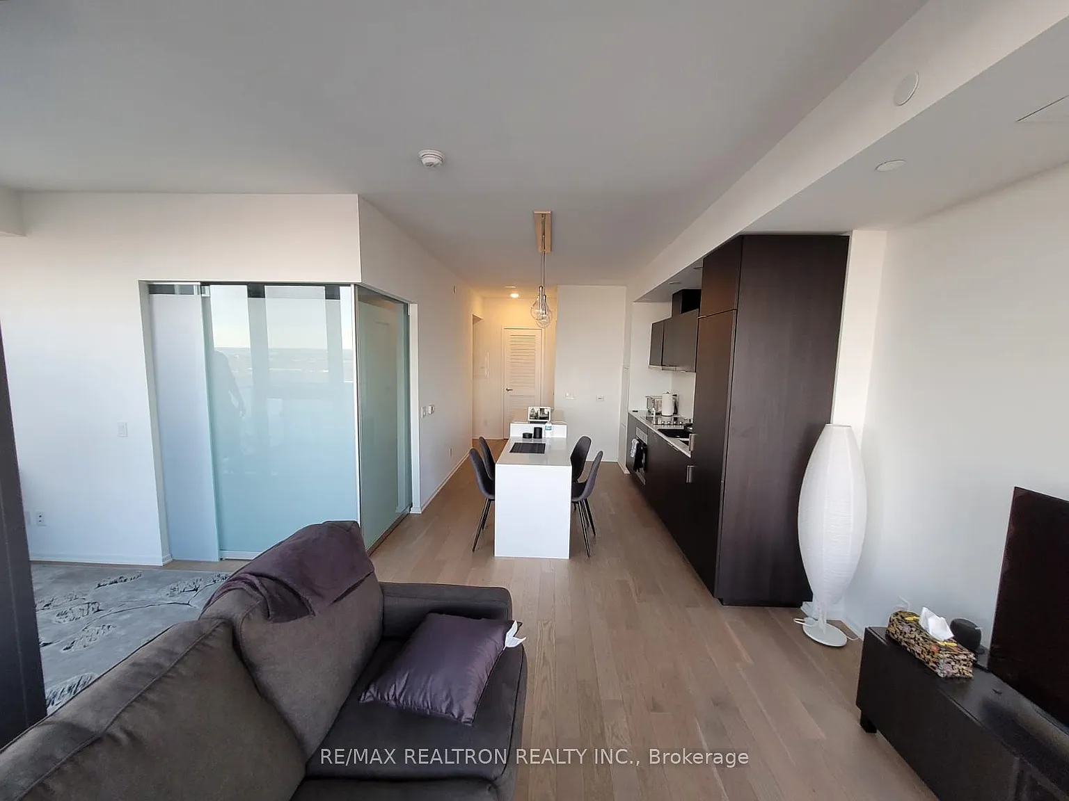 2 bed, $2,700 — Photo 3