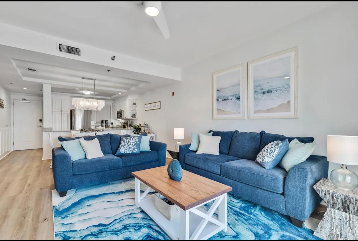 2 bed, 970 sqft, $2,695 — Photo 2