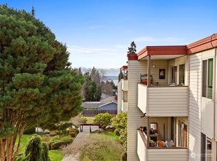 8516 196th St SW APT 305, Edmonds, WA 98026