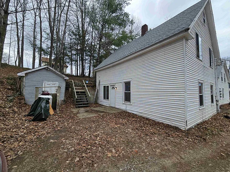47 Highland St #B — Photo 2
