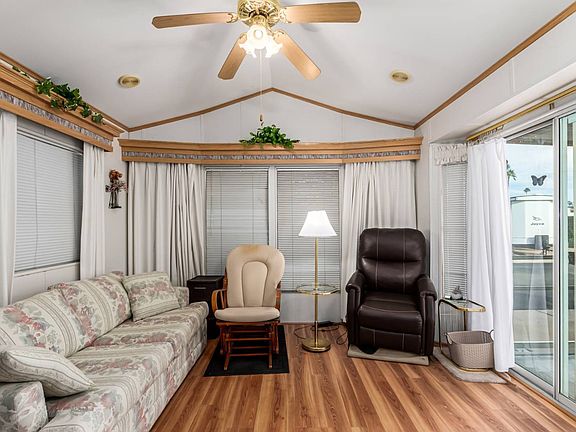 5th image of 2929 E Main St #708