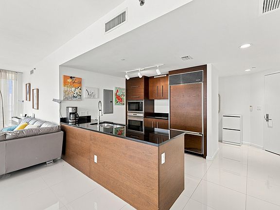 4th image of 465 Brickell Ave APT 5102