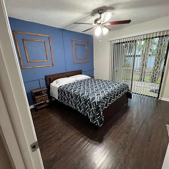 3102 W Horatio St #12 — Photo 8