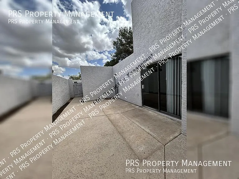329 E Ambassador Dr — Photo 41