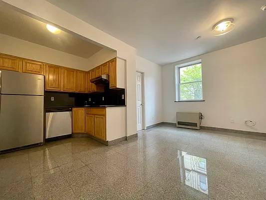 Rented by Waverly Realty Associates | media 9