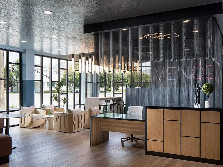SevenO2 Main Apartments — Photo 20